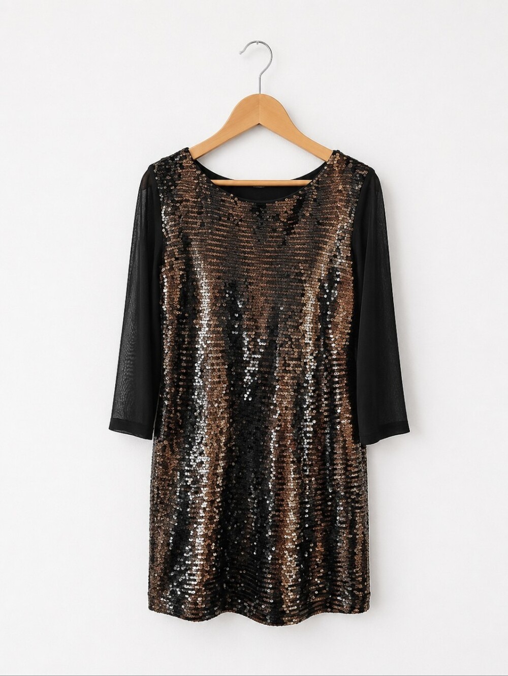 🆂🅰🅻🅴•Ali Ro Sequin Black and Gold Dress